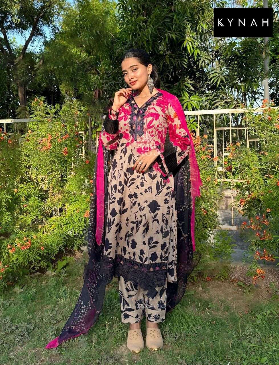 Hit design D NO 2192  by KYNAH 